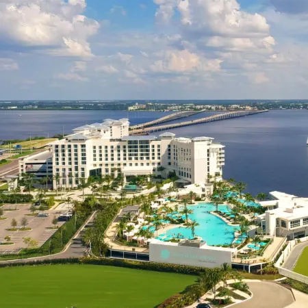 Sunseeker Resort Florida Gulf Coast, Curio Collection Hilton