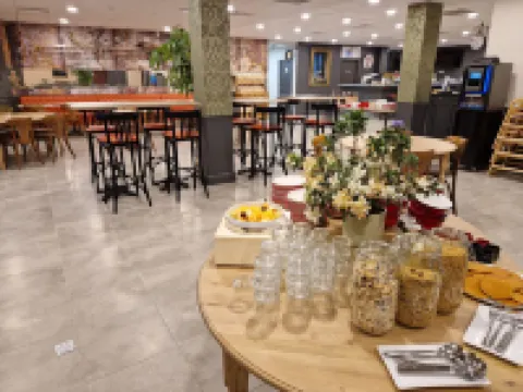 Beelodge布盧瓦中心飯店
