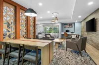 Candlewood Suites VICTORIA by IHG - Parkering
