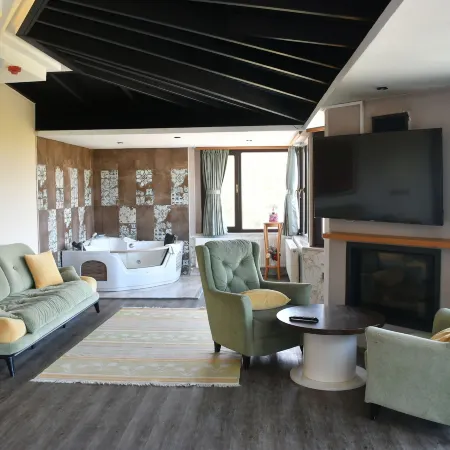 Velena Hotel