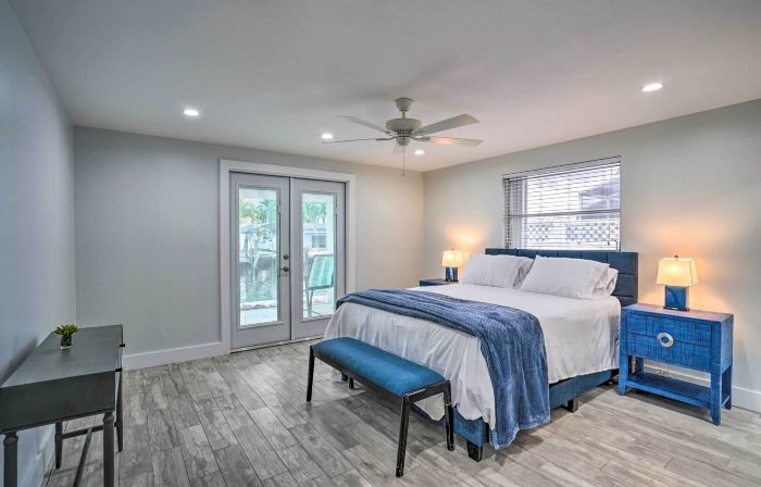 Matlacha Waterfront Retreat: Dock & Hot Tub!