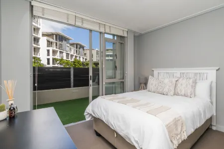 Modern 2 Bed in Claremont Отели рядом с достопримечательностью «Arderne Gardens»