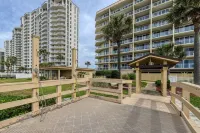 Bright, Modern & Beach Front. Amazing Gulf Views! Beach Retreat @ Sterling Sands - Private Pool