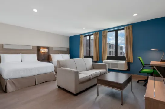 Holiday Inn Express & Suites Bronx - Zoo Area by IHG Các khách sạn gần Sân vận động Yankee