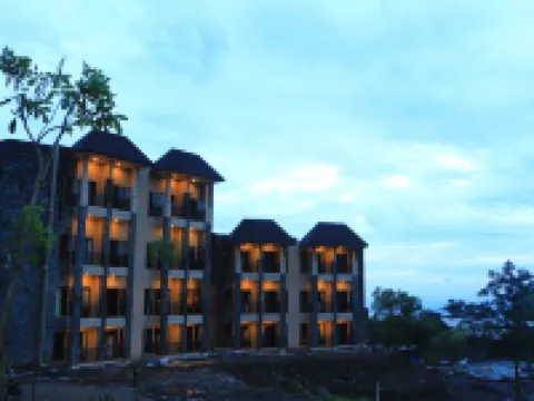 Baobab Safari Resort Hotels in Prigen