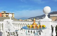 Villa Gabriella - Rooms & Breakfast Hotels in Sant'Agnello