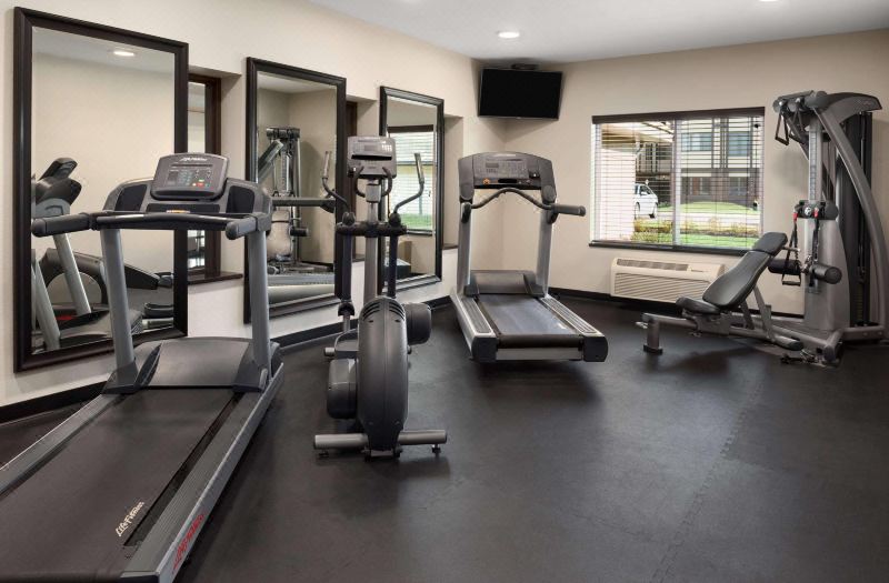 Country Inn & Suites by Radisson, St. Cloud West, MN photo 3