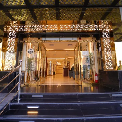 Primotel Elite As Salamah Hotels near Rawaea Almaktabat Park
