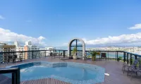 Fully Equipped Accommodations in a Building With Pool and gym in Downtown Florianopolis - Lins - 健身室/gym room
