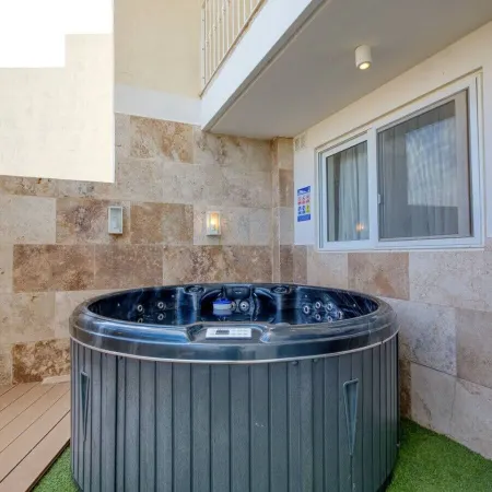 Cozy Gozo Home Private Hot Tub BBQ