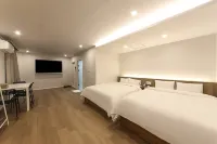 Busan Gwangan Holic Story Hotel - 3-Star