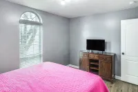 Above-Ground Pool & Backyard at Murfreesboro Home! - Homestays