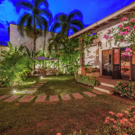 Casa Linaje Hotel Boutique -Cauca Viejo- Mayores de 10 años