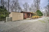 Cozy Tennessee Cabin Rental - 1 Mi to Lake - 3 étoiles