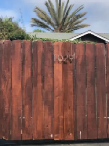 Private, vintage 2bd/2ba, 1/3 acre lot, ocean views, amazing sunsets!