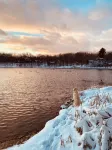 Snowfall Escapes - Lakefront Cabin with Loft & Bar
