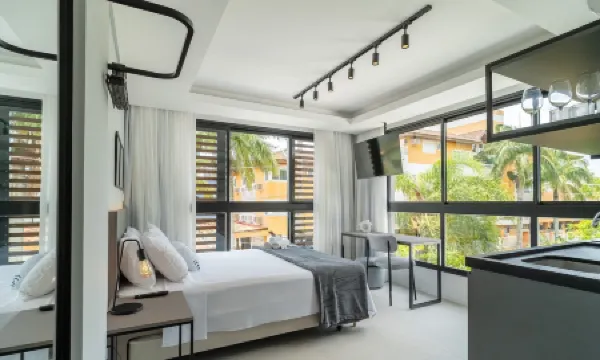 Modern Studios 150m From Lagoa da Conceicao - Lsts I Отели рядом с достопримечательностью «Lagoa Sandboard»