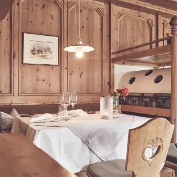 Haller Suites & Restaurant