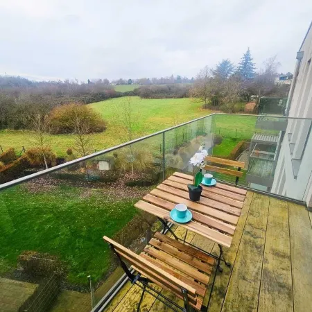 Warm&Bright 1BR w terrace&parking