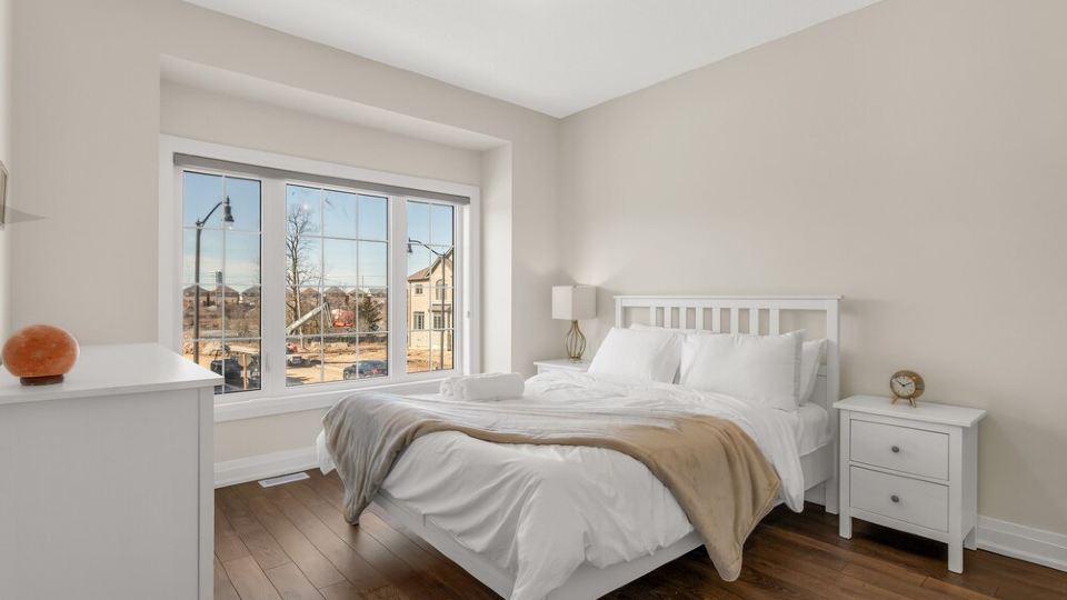 Executive 5BR-4BATH Detached Retreat Brampton/Miss Border