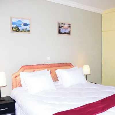 Konvine Boutique Hotel Hotels near Cyeza Park Rebero