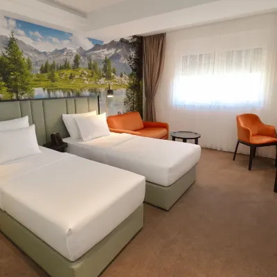 Hotel Aleksandar conference & spa Hotels near Quadomania