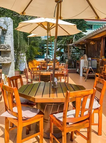 รูปภาพของริมทะเล รีสอร์ท เกาะสีชัง