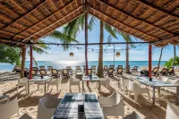 Corasol Modern Apt with Terrace