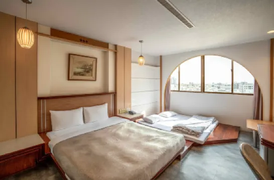 Hwa Nan Hotel Hotels in T.S. Mall
