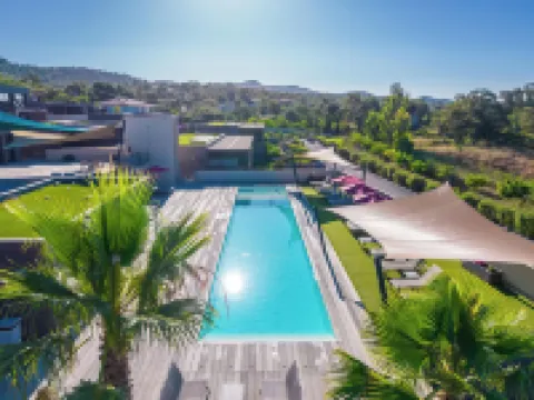 Résidence Pierre & Vacances Premium les Terrasses d'Arsella Hoteles en Lecci