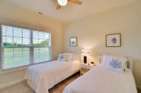 Stunning Cape Charles Retreat ~ 1 Mi to Beach - 3 estrellas