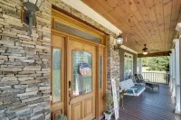 Beautiful Hiawassee Home w/ Mountain Views! - Wifi