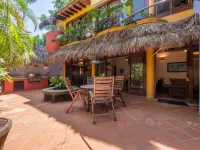 Amare Las Villas - Pool