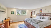 Eugene - Close to Everything 3 Bedroom Home by RedAwning