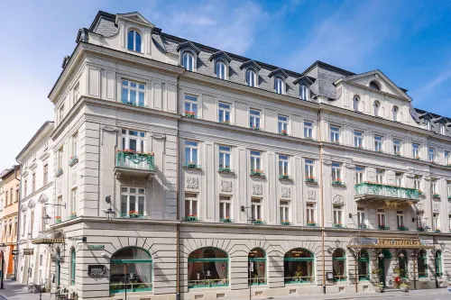 Hotel H15 Francuski Old Town - Destigo Hotels - 5-Star