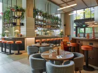 Tribe London Canary Wharf - bar