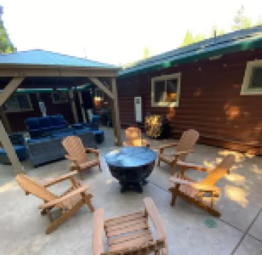 Arnold Meadowmont Lodge Hotels in Arnold