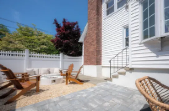 Cozy Cottage with Fire Pit Hoteles en Fairfield