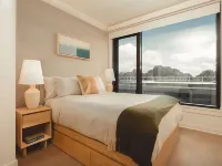 Scout Living Pcm - Placemakr Atlanta, Apartments by Hilton Hotels near Little Five Points
