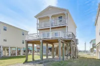 1 Min Walk to Beach A Surfside Beach Favorite! - Pet friendly