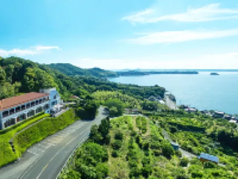 Hamanako Auberge les Quatre Saisons Hotels in Kosai