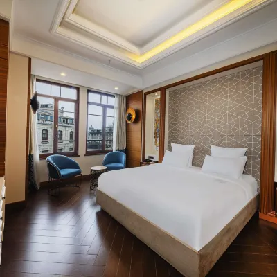 Mercure Istanbul Sirkeci Hotels near Sirkeci