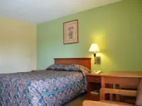 Royal Inn of New Orleans Hotels near Boreas Park