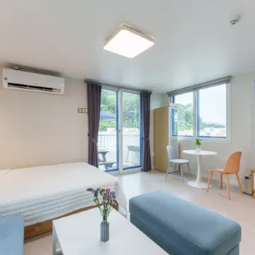 Damyang Santorini Pension 4dong