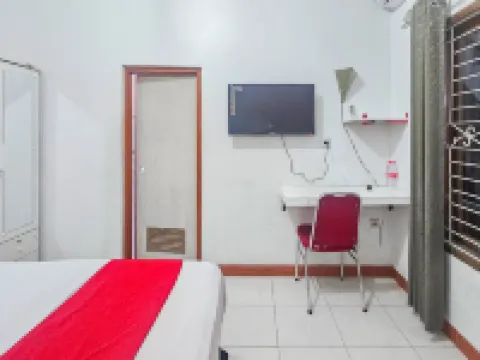 RedDoorz Syariah Near Citimall Sukabumi Hotel a Cikole