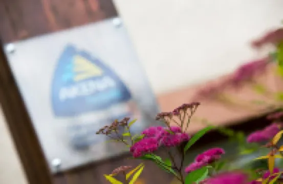 ジ オリジナルズ アクセス, ハルトホテル, クレルモン アグネ