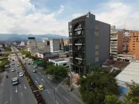 Hotel Iconik Hotels near Laureles