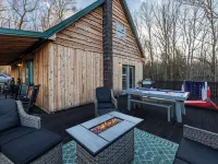 Getaway Cabin – Deck, Fire Pit & BBQ Near Gorge ワイルダーネスのホテル