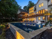 Northshore Landing Hotels in Westport