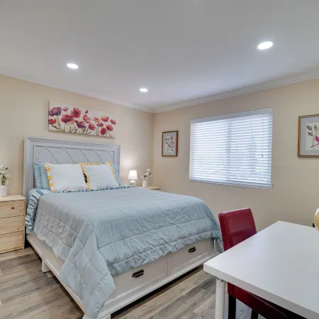 Sip, Golf & Explore: Pleasanton Retreat!